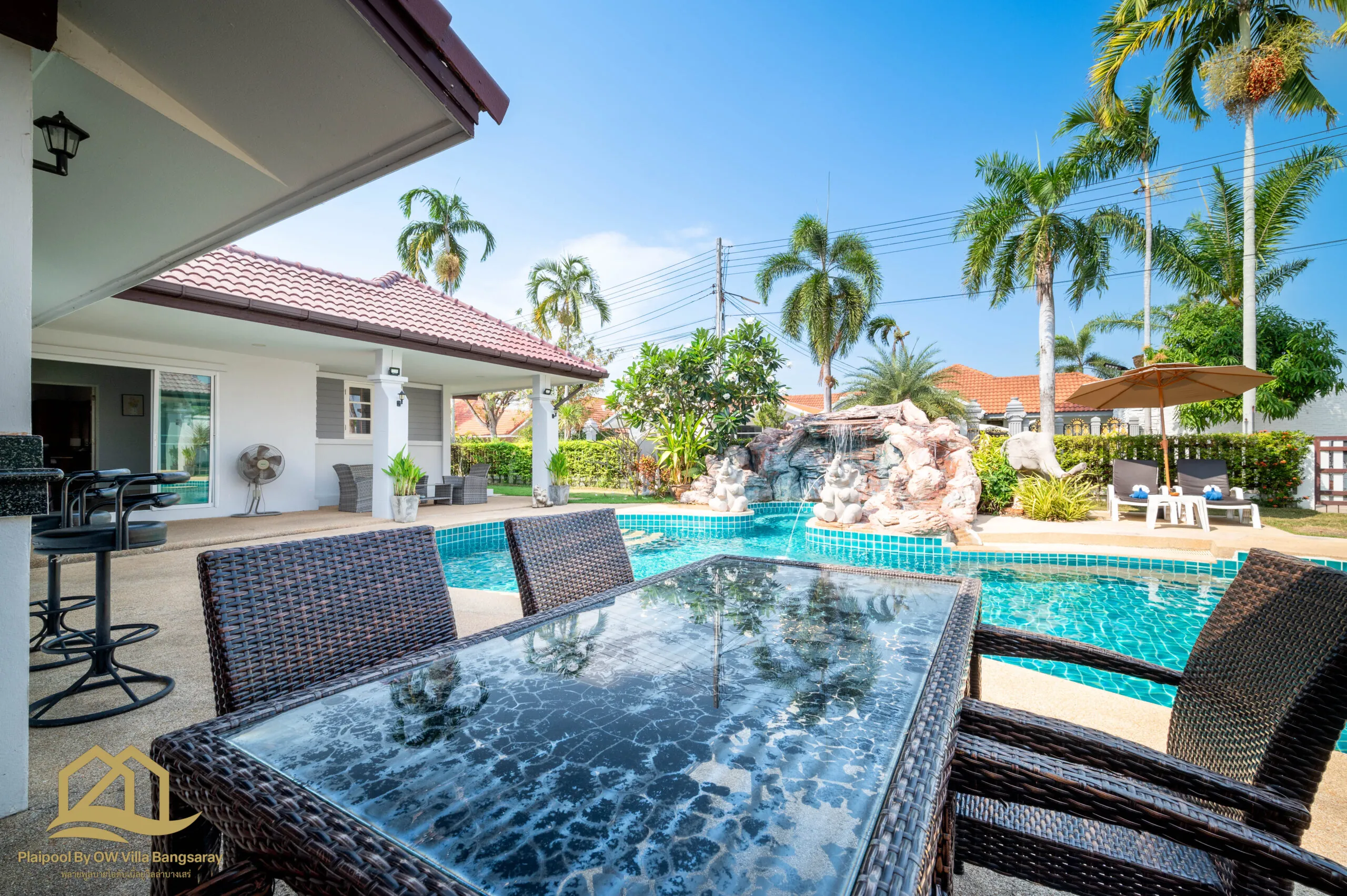 พูลวิลล่าบางเสร่