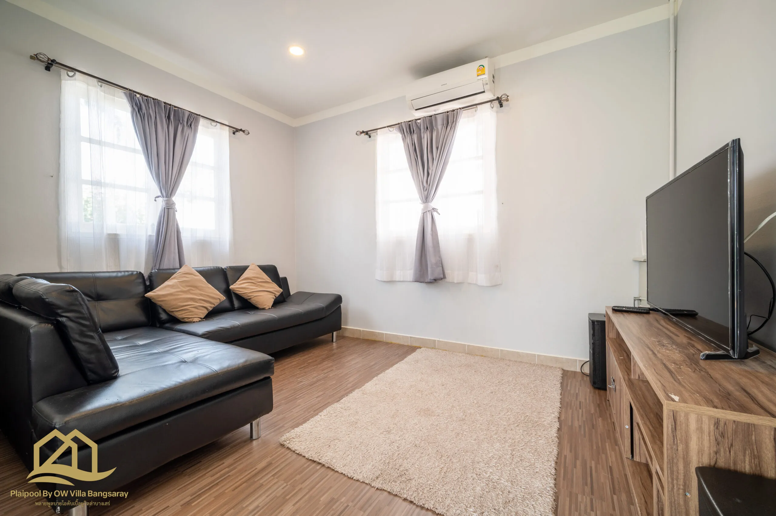 พูลวิลล่าบางเสร่