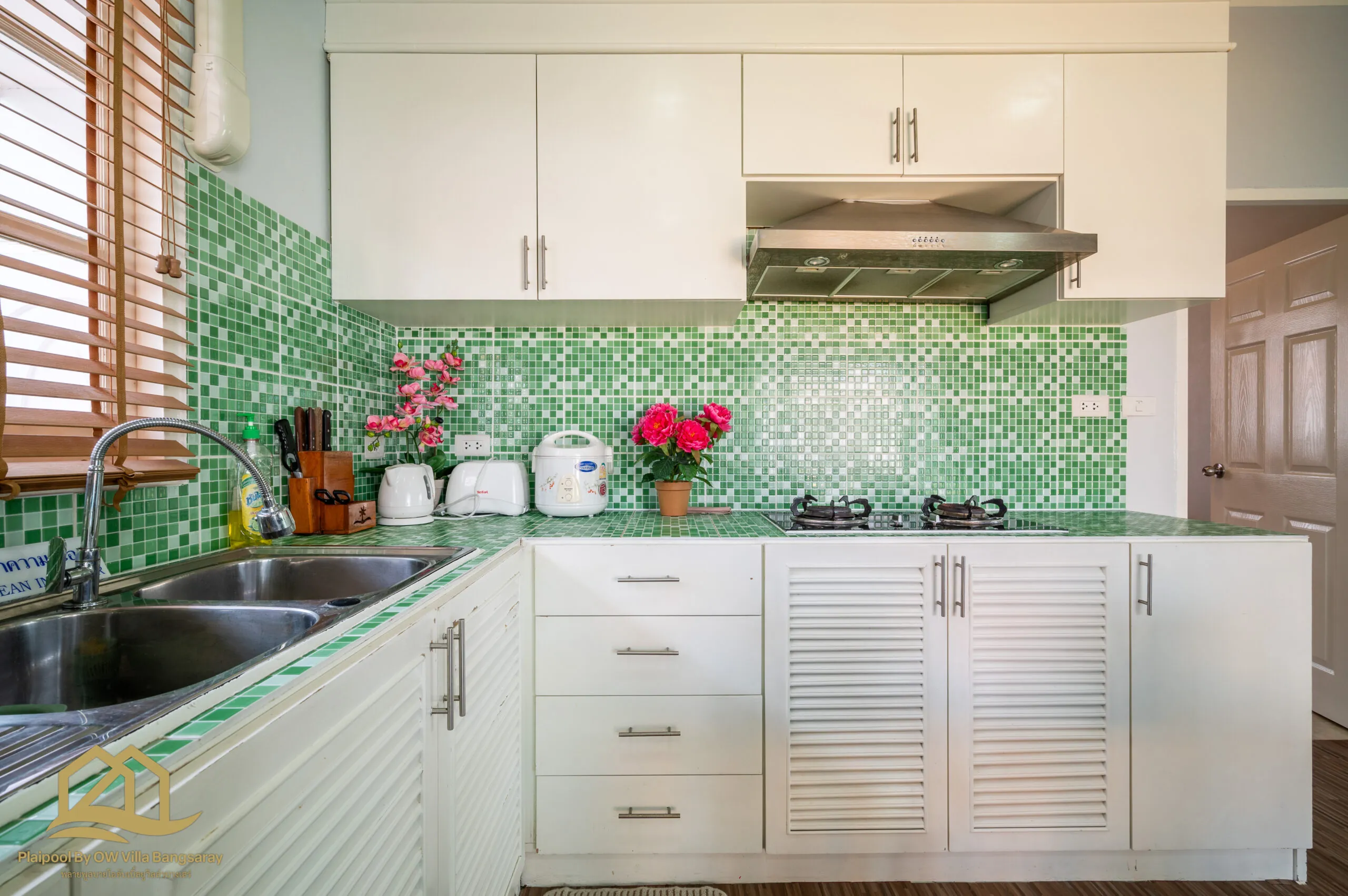 พูลวิลล่าบางเสร่